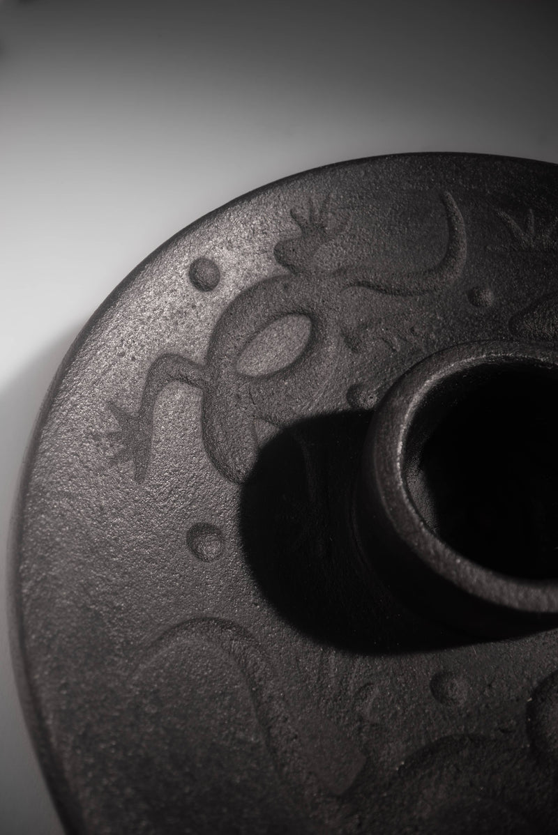 Chulucanas Black Matte Ceramic | Palo Santo Holder