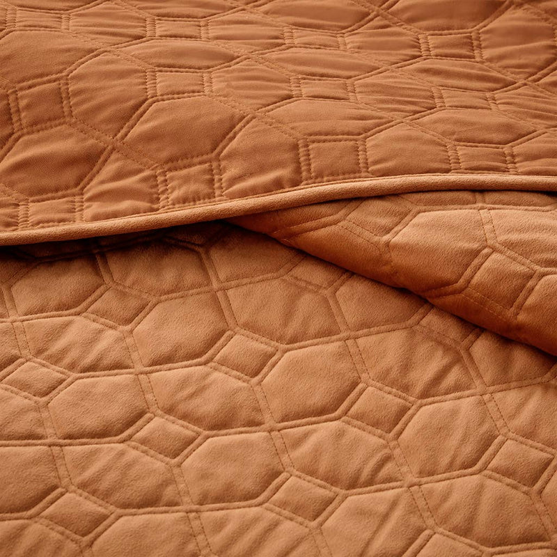 Velvet 3-Piece Quilt Set, Rust Orange