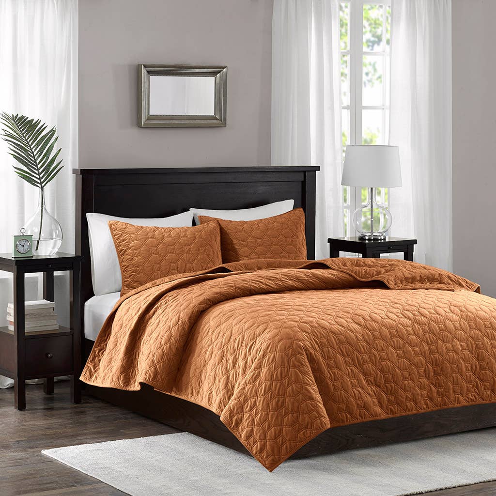 Velvet 3-Piece Quilt Set, Rust Orange