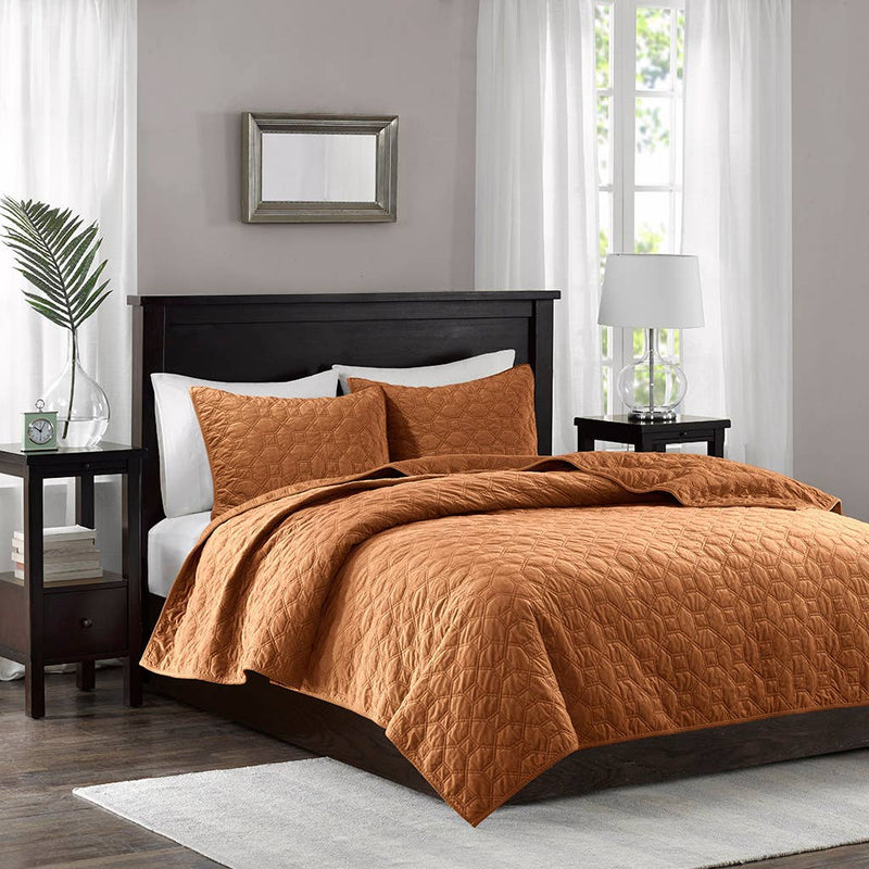 Velvet 3-Piece Quilt Set, Rust Orange