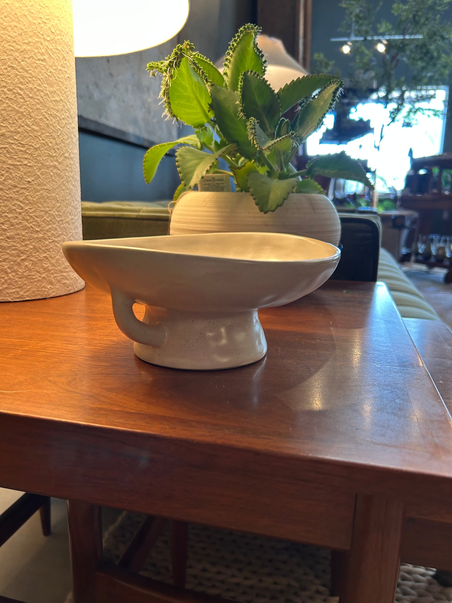 Small White Dish Thing