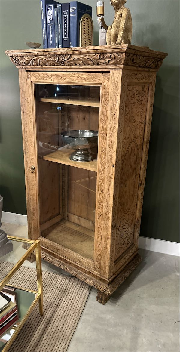 Folk Hutch Early 1900's