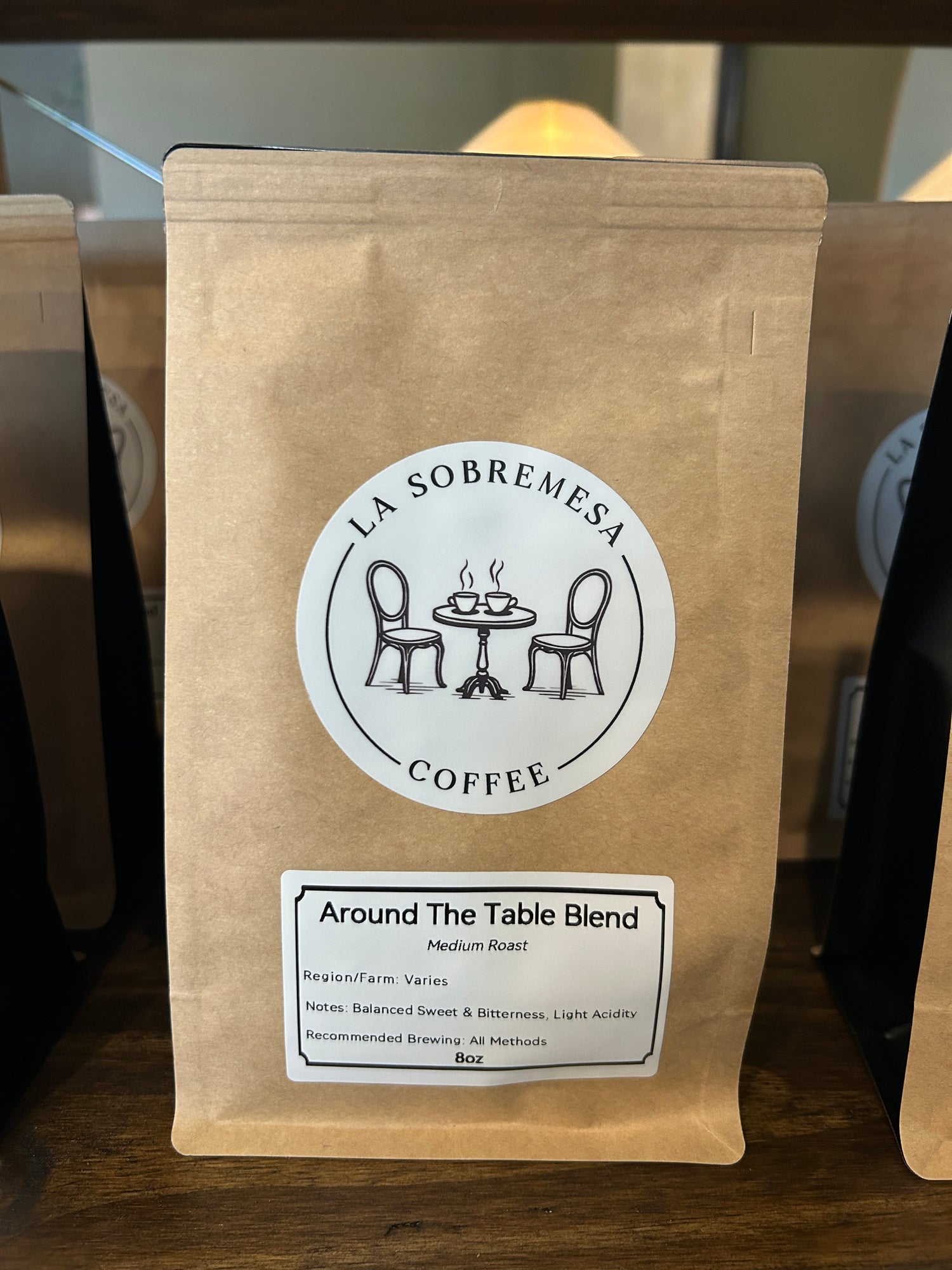 La Sobremesa Coffee: Around the Table